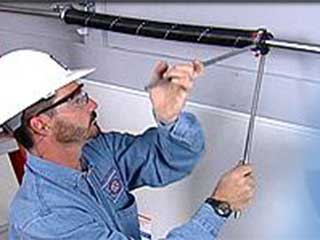 How to Maintain Your Garage Doors | Garage Door Repair Beverly Hills, CA How to Maintain Your Garage Doors | Garage Door Repair Beverly Hills, CA